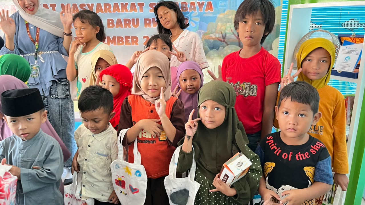 Dari Totebag, Anak Kampung Nelayan Belajar Kurangi Sampah Plastik
