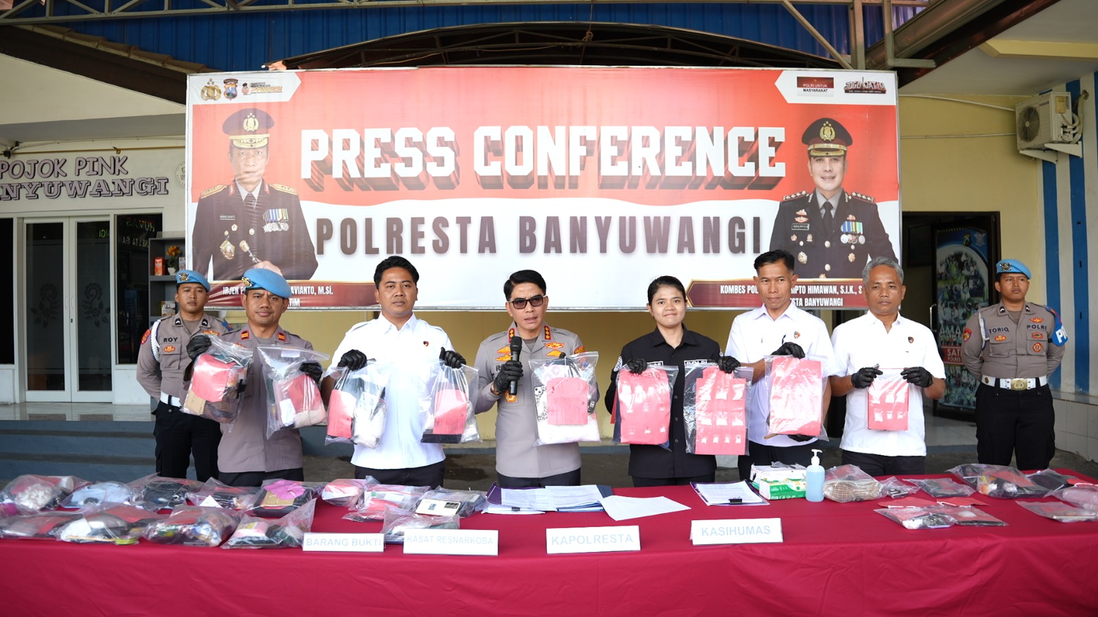 Polresta Banyuwangi Tangkap Pasutri di Rogojampi, Sita Lebih dari 1 Kg Sabu