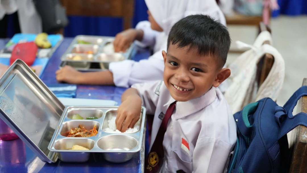 Makan Bersama Siswa, BGN Sebut Guru sebagai Role Model untuk Edukasi Gizi