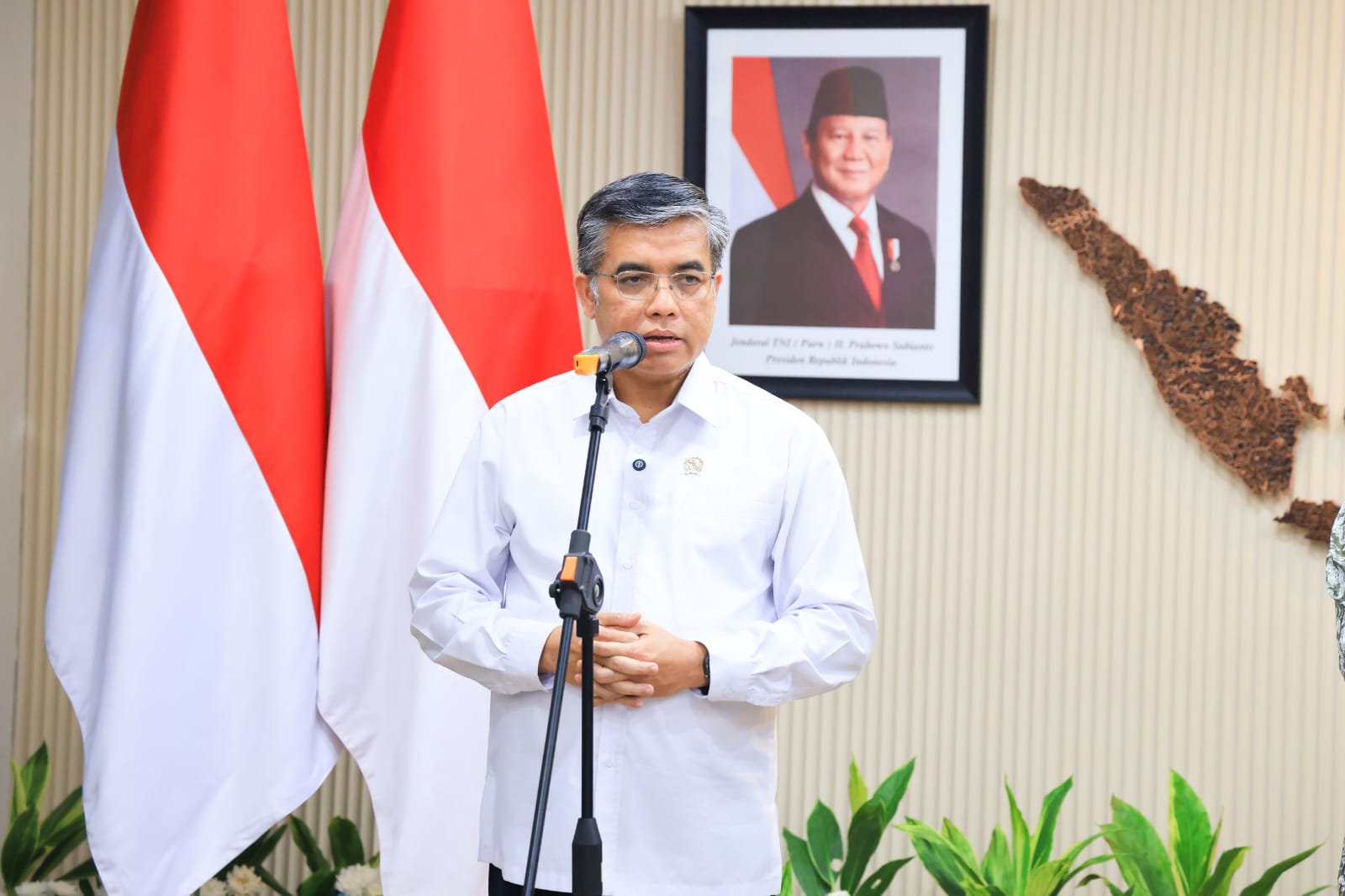 Pemerintah Integrasikan Layanan TKA melalui OSS, Dorong Perizinan Lebih Sederhana