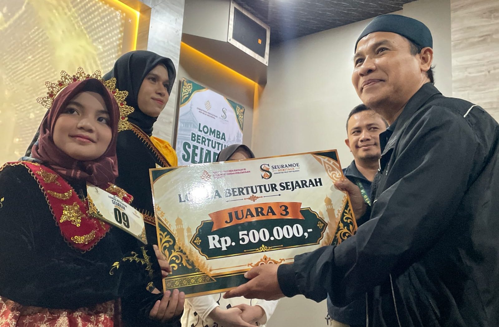 Siswa SD Muhammadiyah 2 Banda Aceh Raih Juara 3 Bertutur Sejarah Seuramoe Heritage
