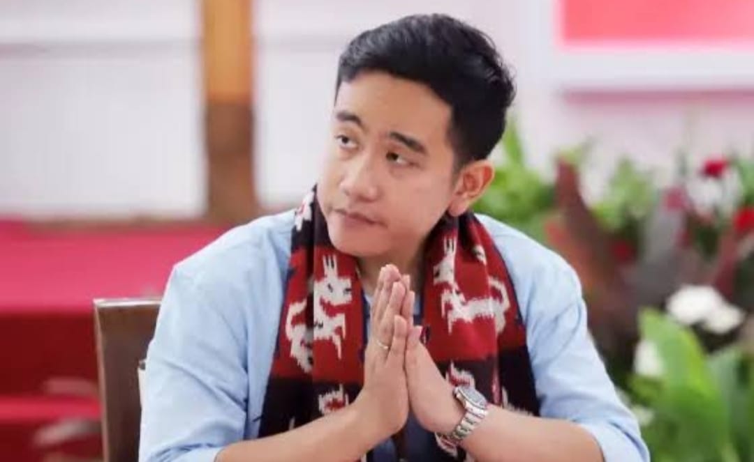 Denny Indrayana Soroti Pasal 18 E3 PKPU: Benarkah Ada Aturan yang “Meng-Gibran”?