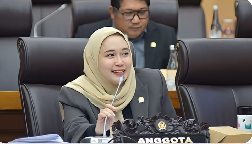 1.297 Titik Panas Mengancam, DPR Desak 57 Perusahaan Karhutla Diusut Tuntas