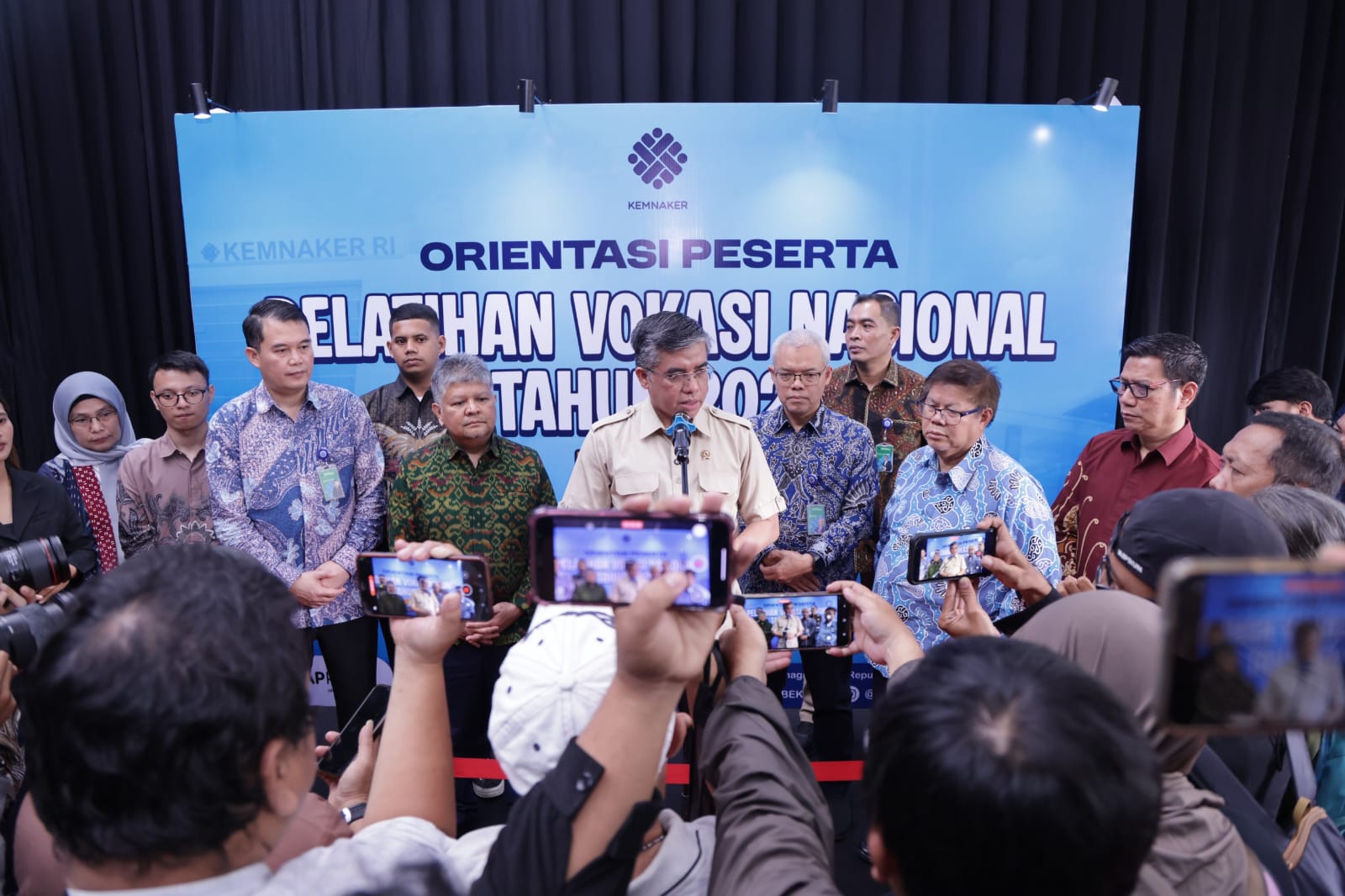 Bukan Cuma Hasilkan Sertifikat, Menaker Yassierli Minta Peserta Pelatihan Vokasi Bangun Portofolio Kerja
