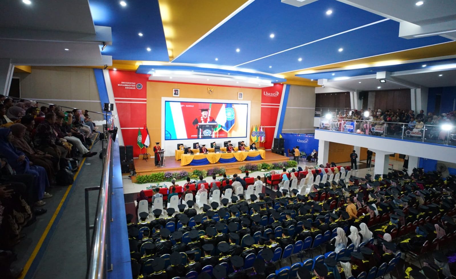 Wisuda ke-48 Umsida: Luluskan 1.170 Wisudawan, Lazismu Salurkan Beasiswa Capai Rp959 Juta