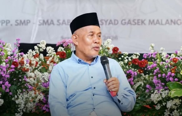 Mantan Ketua PWNU Jatim KH Marzuqi Mustamar Batal Umrah, Mengaku Dilarang Masuk Otoritas Arab Saudi