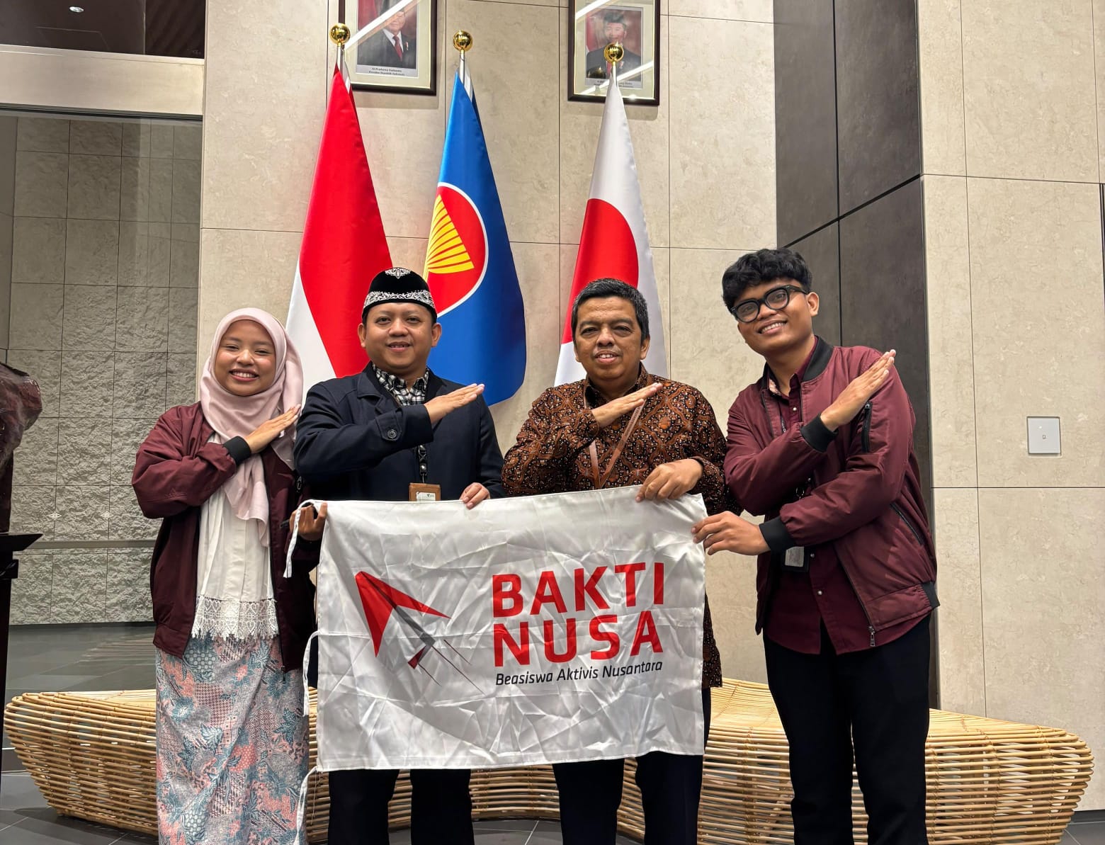 Islam dan Jepang: Cerita Shintya Iftitah Dzikrullah di Tokyo