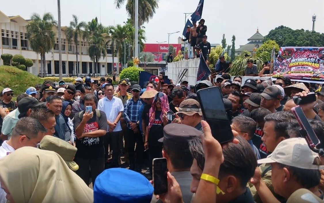 Dukung Penataan Pasar Tanjung Jember, Warganet Soroti Fungsi Jalan Umum