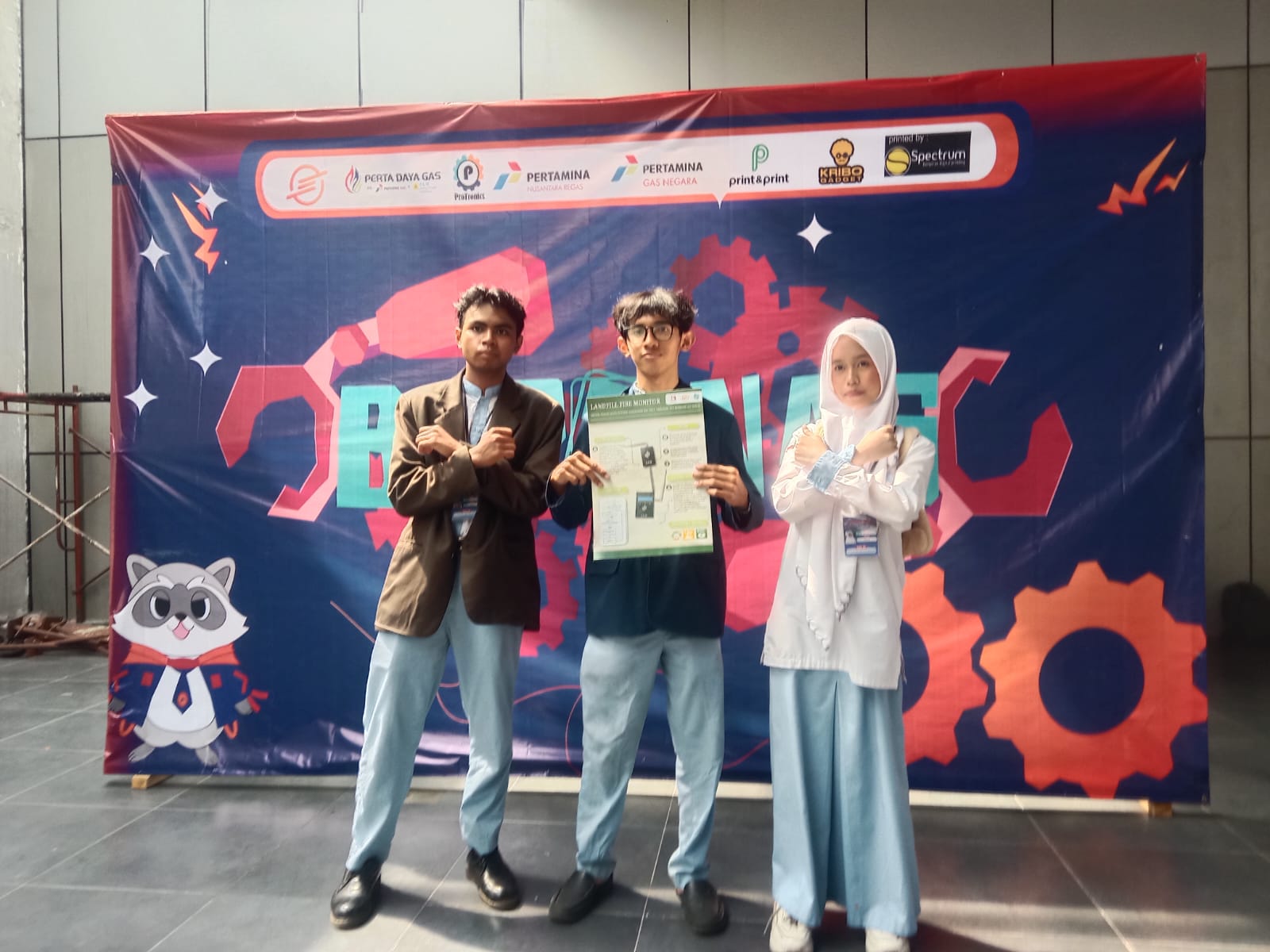 Deteksi Dini Kebakaran TPA Berbasis AI, Inovasi Siswa SMAM X Melaju ke Final BARONAS 2026 di ITS